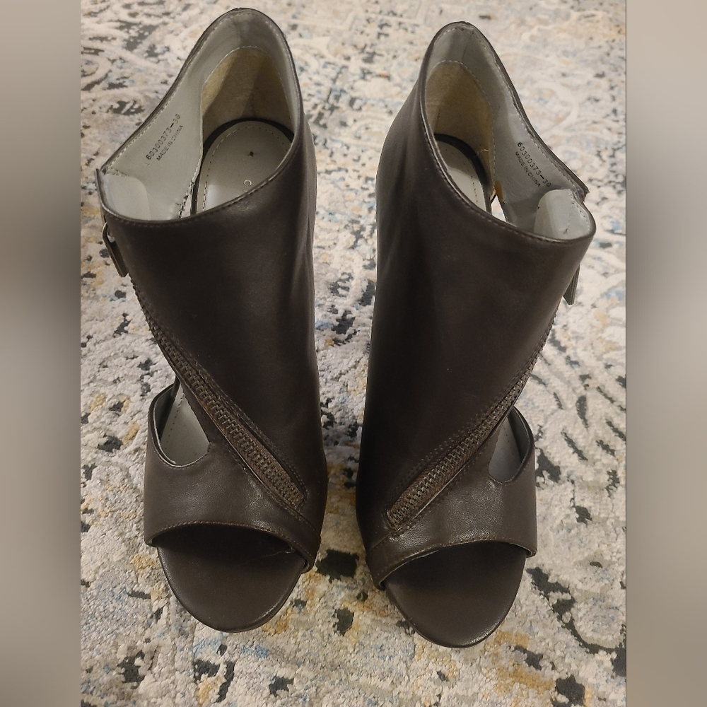 Charles & Keith stilettos